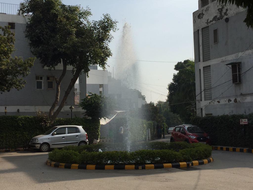 Homestay Chateau 39 New Delhi Ngoại thất bức ảnh